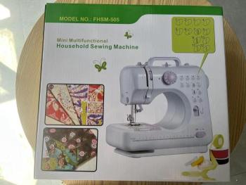 Maquina De Coser Portatil De 12 Puntadas